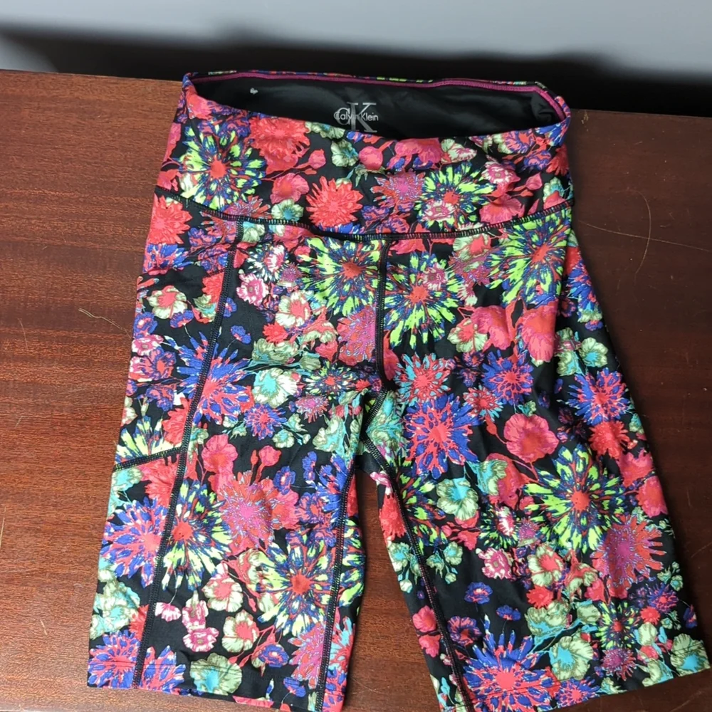 Calvin Klein Women's Biker Shorts - Picture 3 of 7